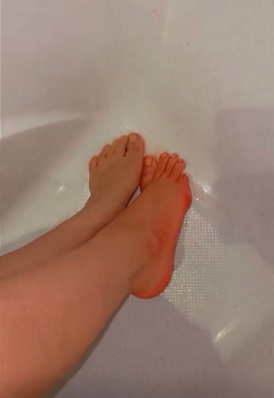 Lulu Alhassan Feet