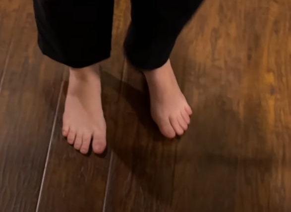 Mallory Georg Feet