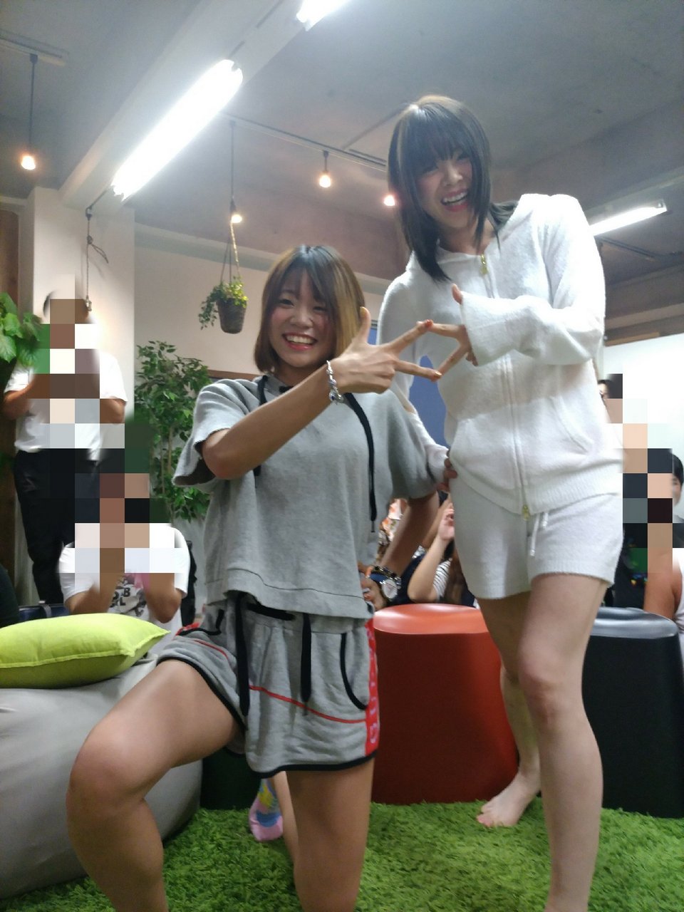 Mayu Iwatani Feet