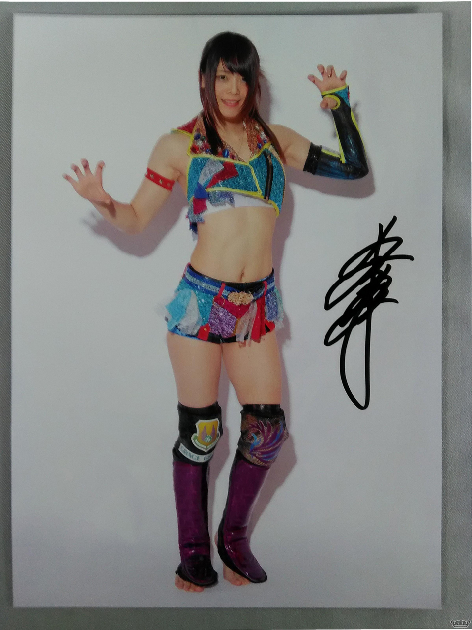 Mayu Iwatani Feet