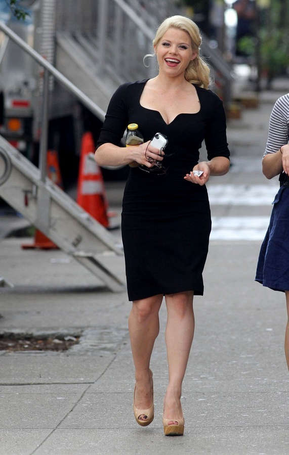 Megan Hilty Feet