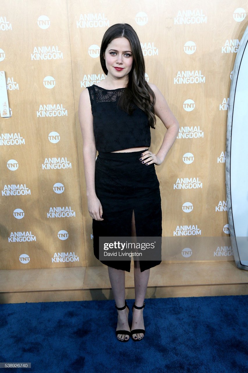 Molly Gordon Feet