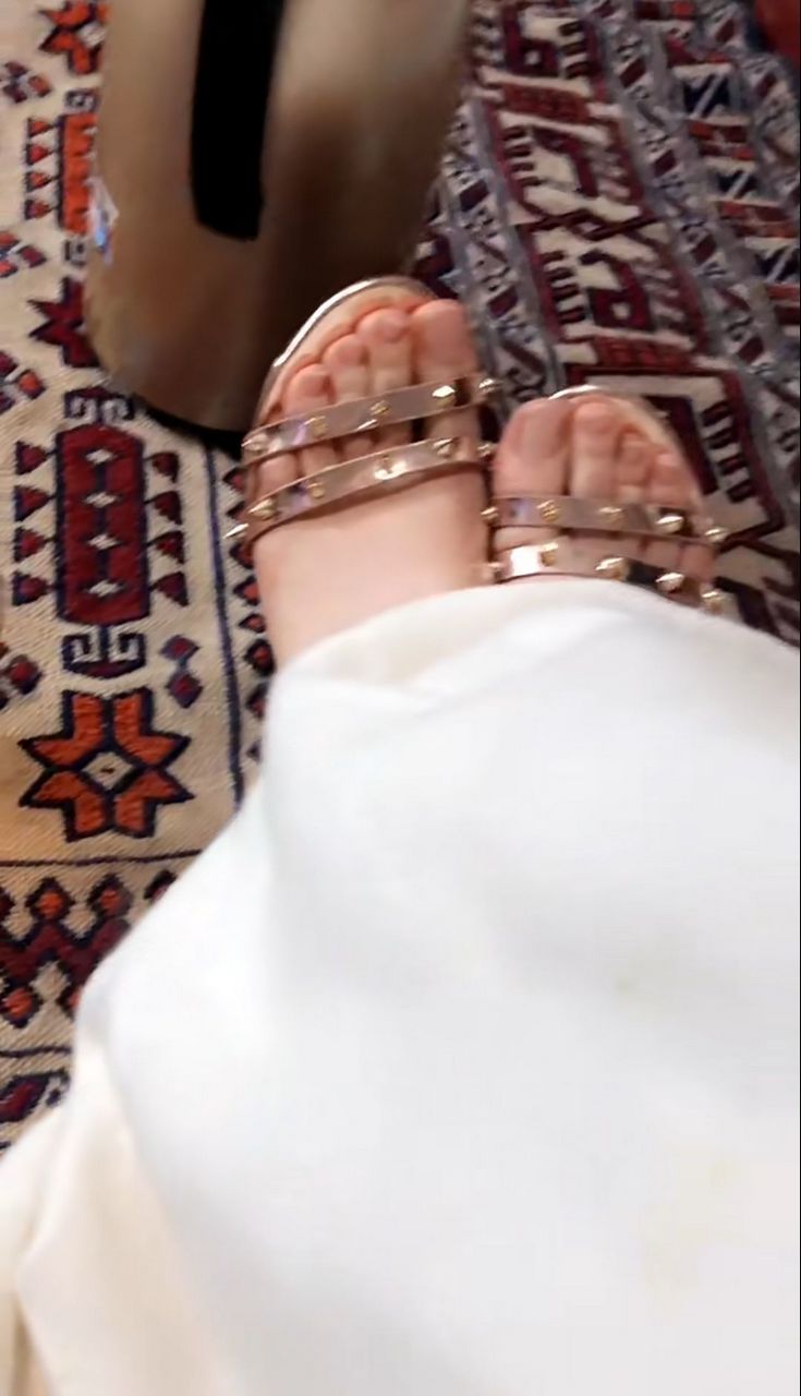 Najeeba Faiz Feet