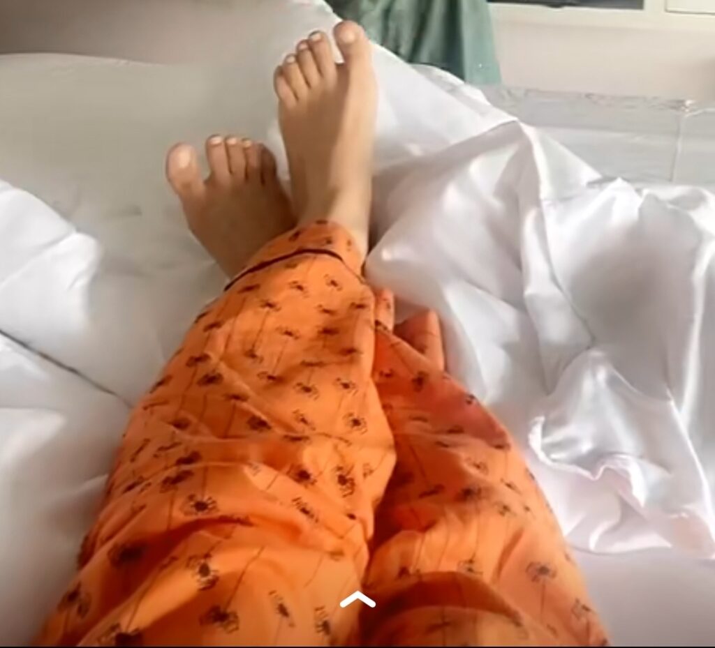Nikkesha Feet (16 sexy photos)