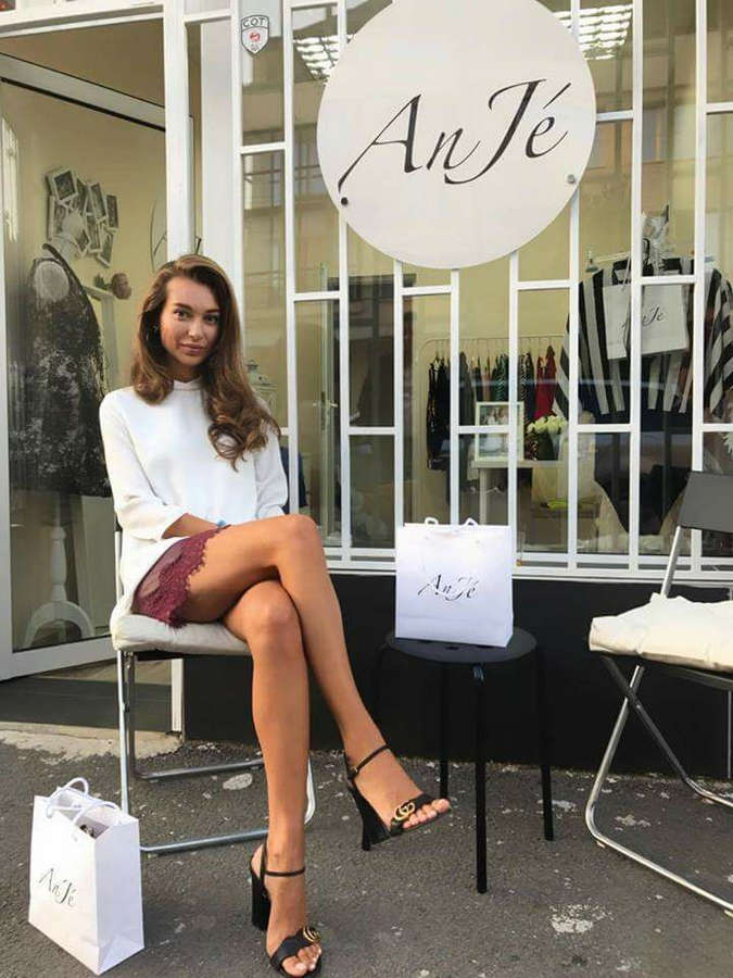 Nikol Stankulova Feet