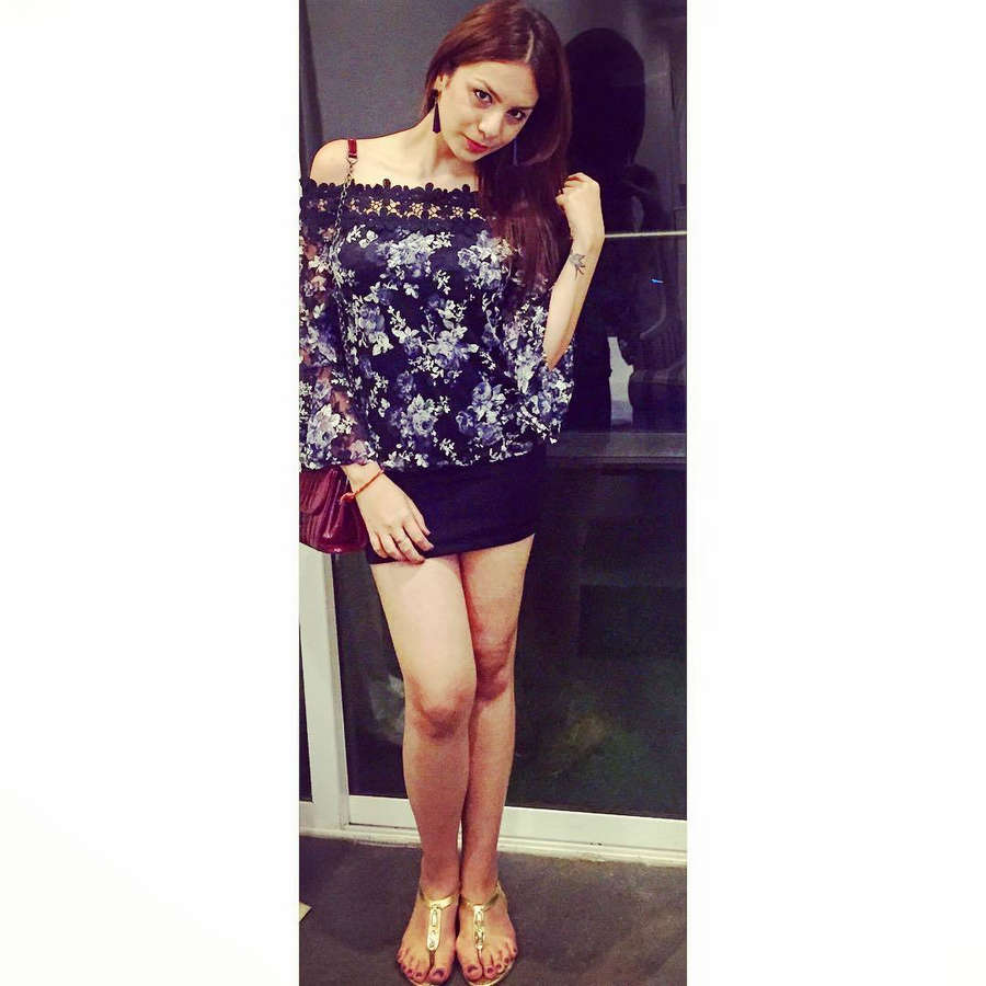Nitibha Kaul Feet