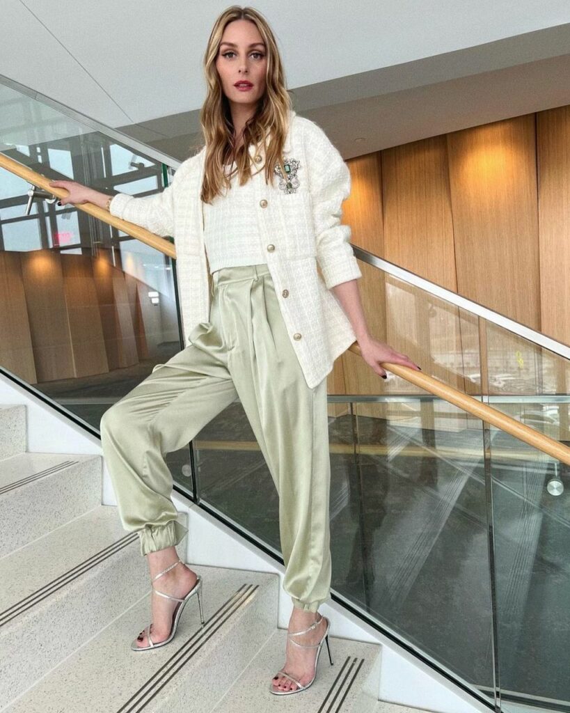 Olivia Palermo Feet (4 sexy photos)