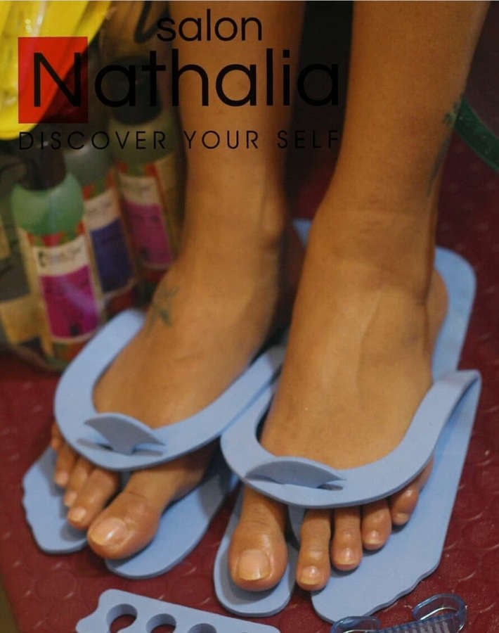 Oshadi Himasha Chavindi Feet