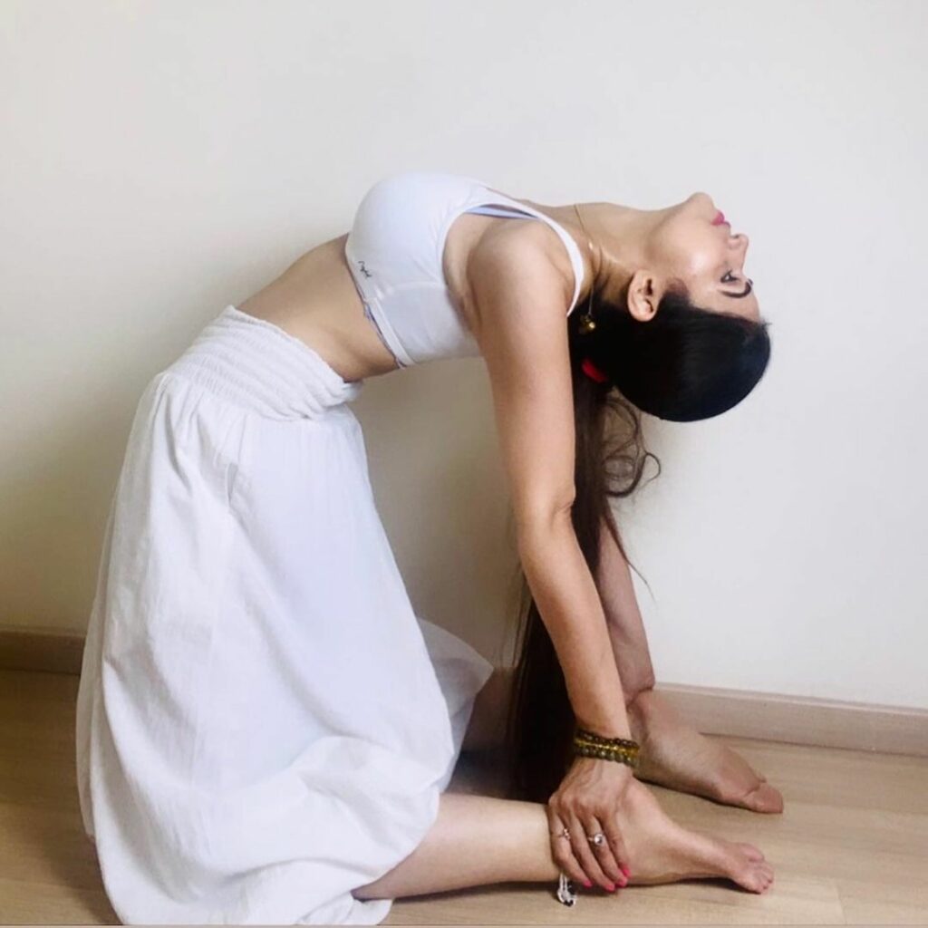 Poonam Yadav Feet (12 sexy photos)
