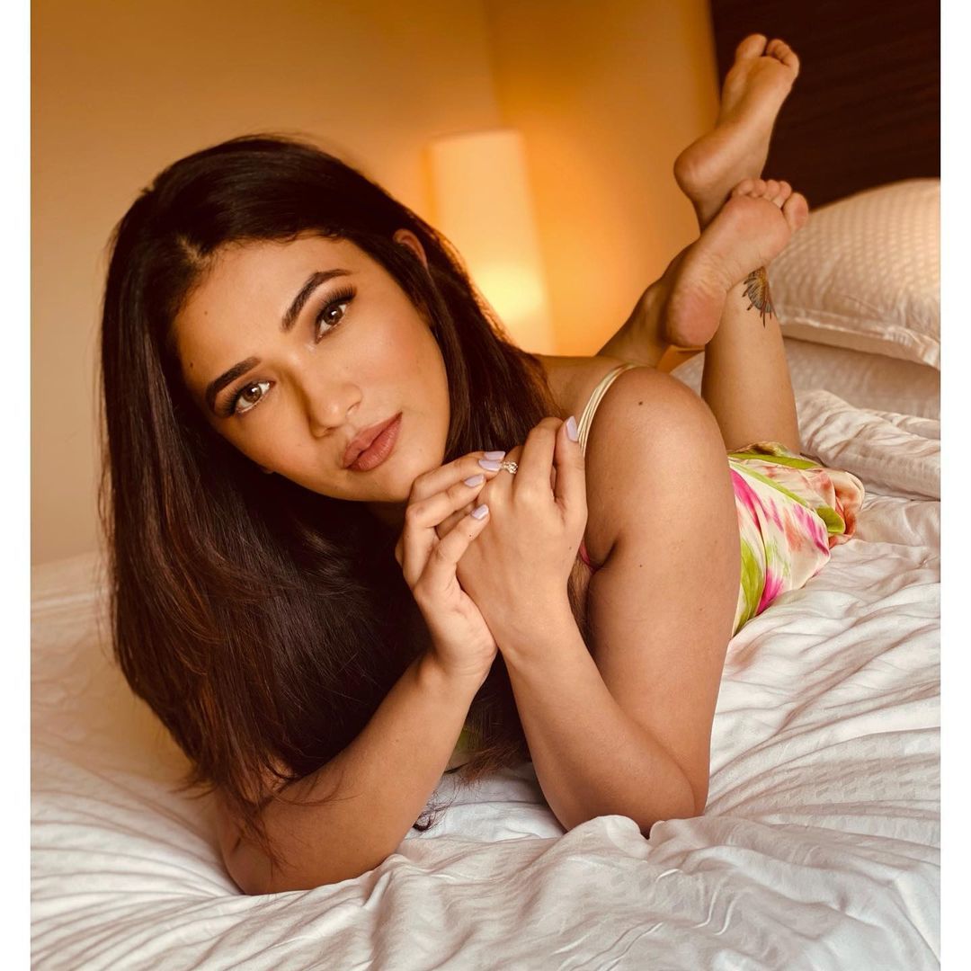 Ridhima Pandit Feet