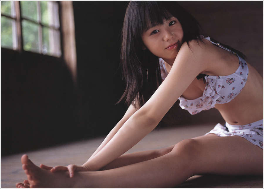 Rina Koike Feet