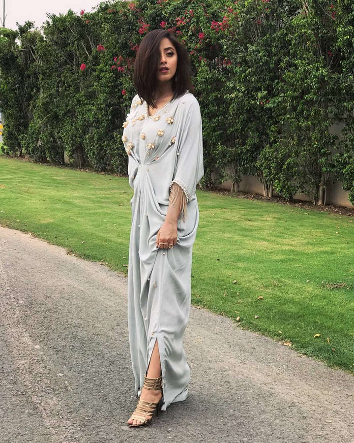 Sanam Chaudhry Feet