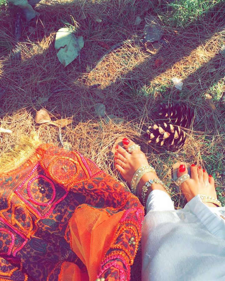 Sanam Chaudhry Feet