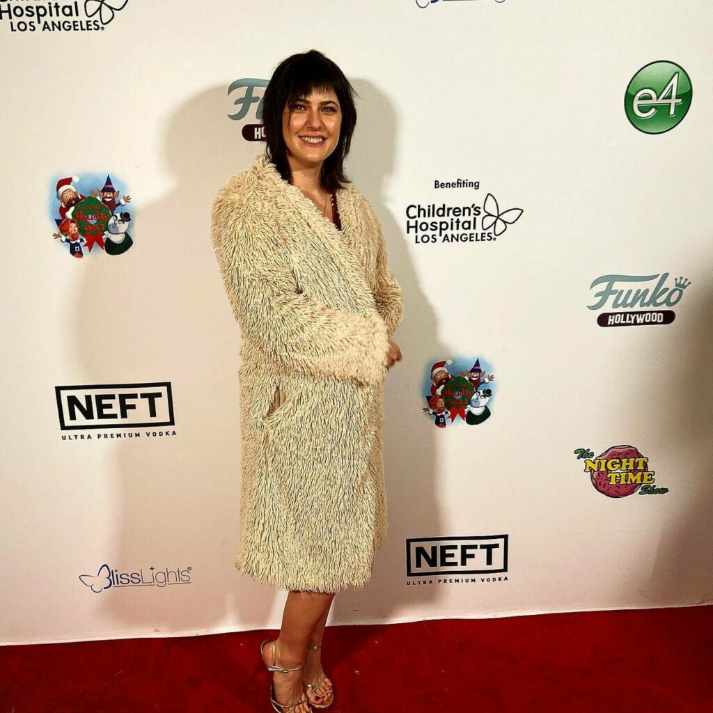 Sara Niemietz Feet (7 photos)