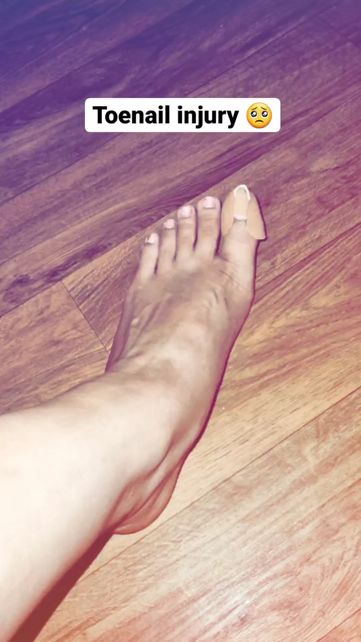 Selina Chiu Feet