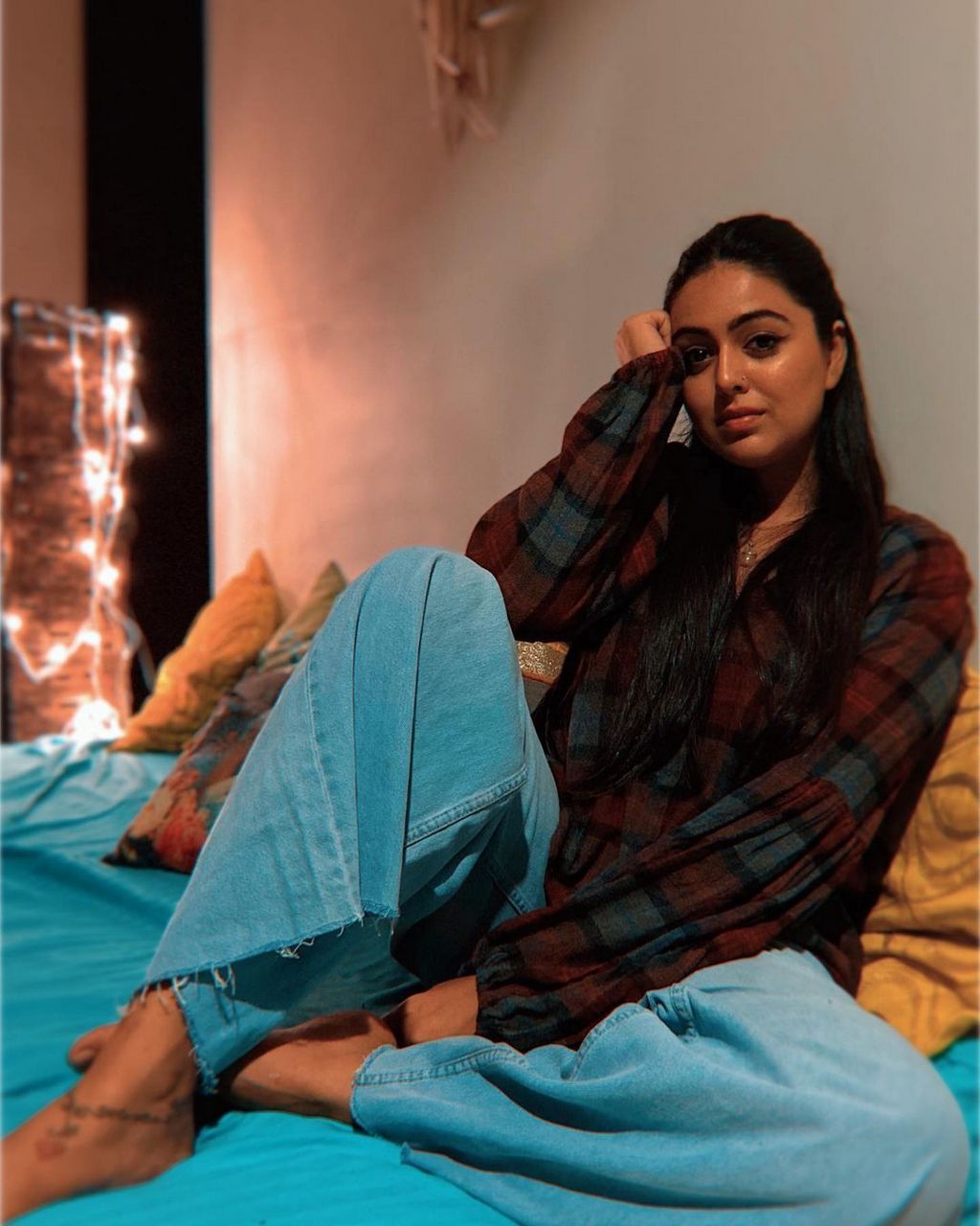 Shafaq Naaz Feet