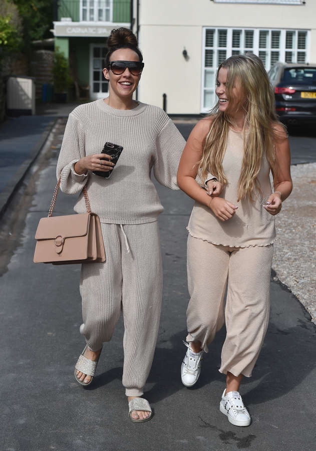 Stephanie Davis Feet