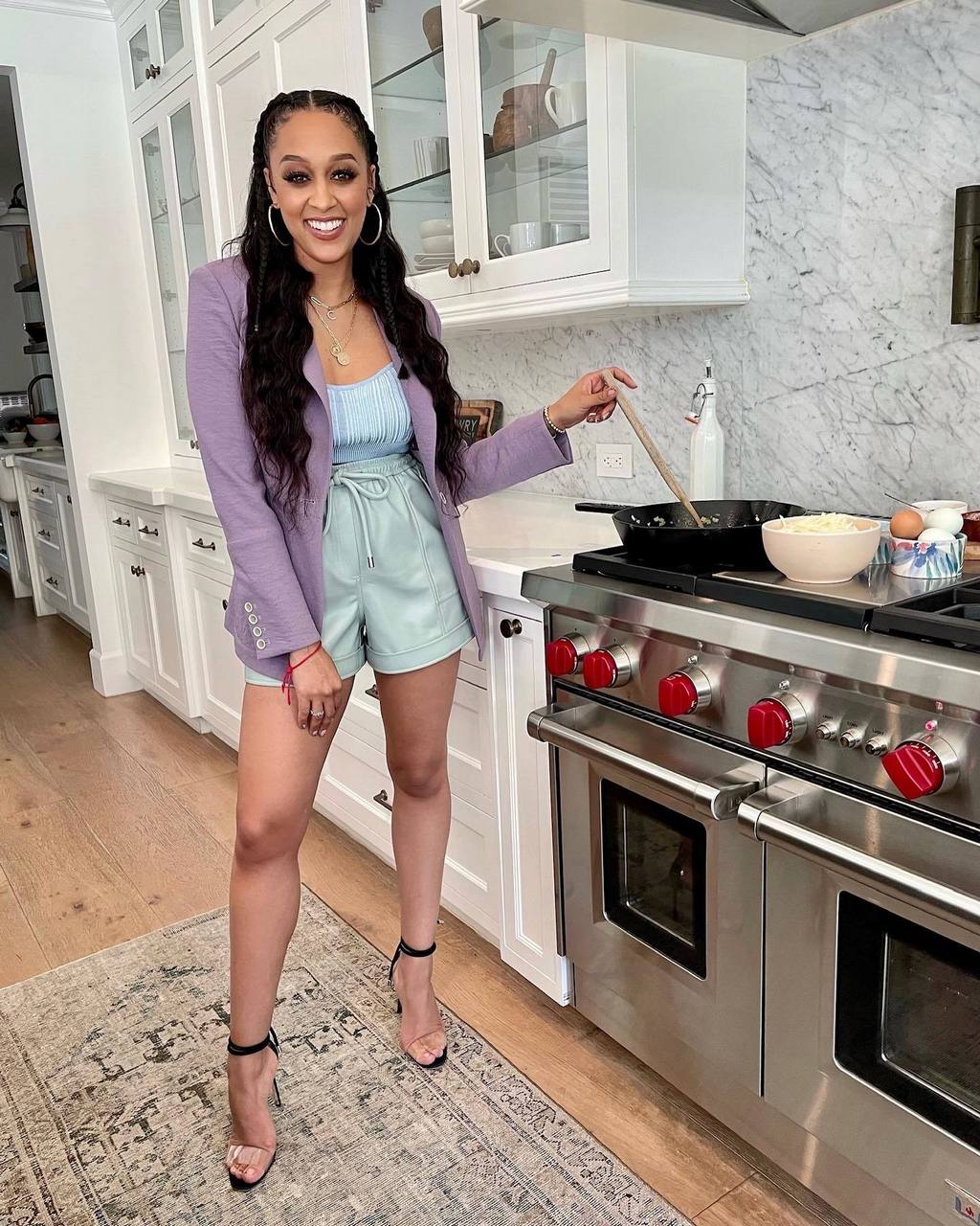 Tia Mowry Hardrict Feet