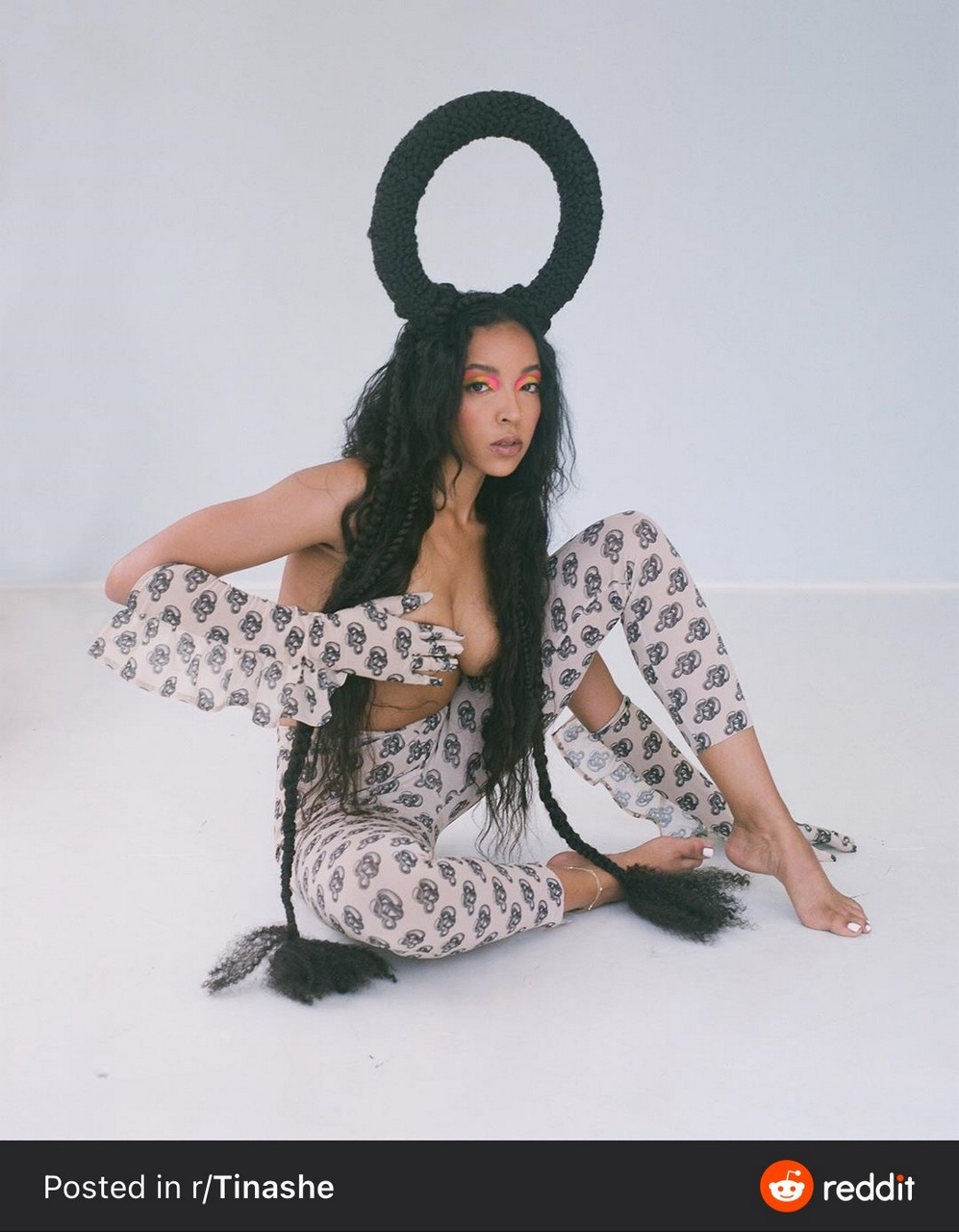 Tinashe Feet