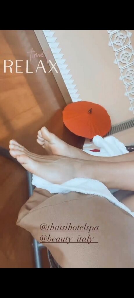 Veronica Maya Feet (12 sexy photos)