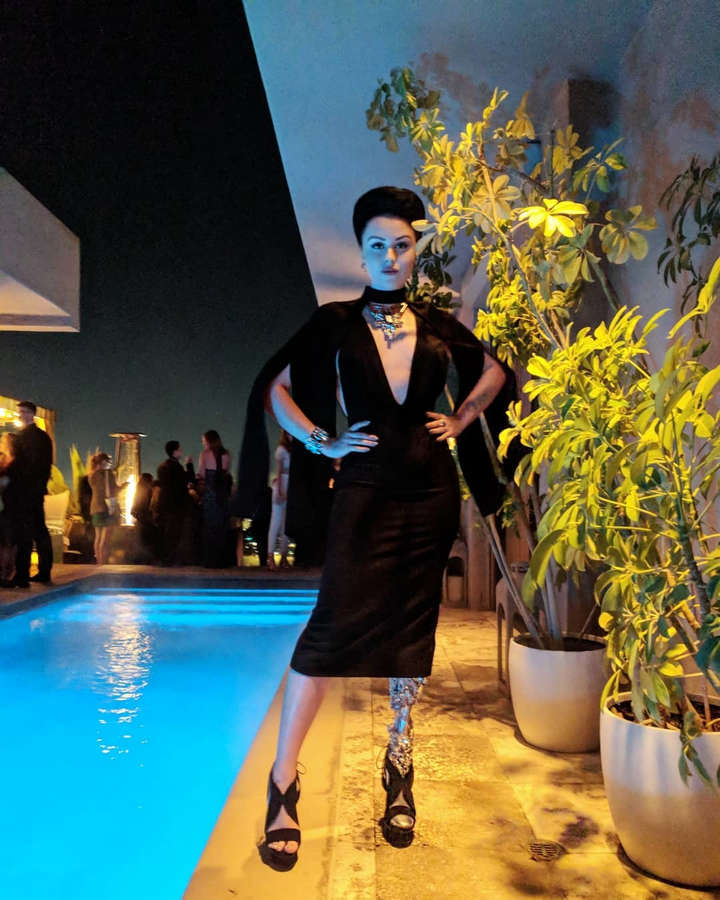 Viktoria Modesta Feet