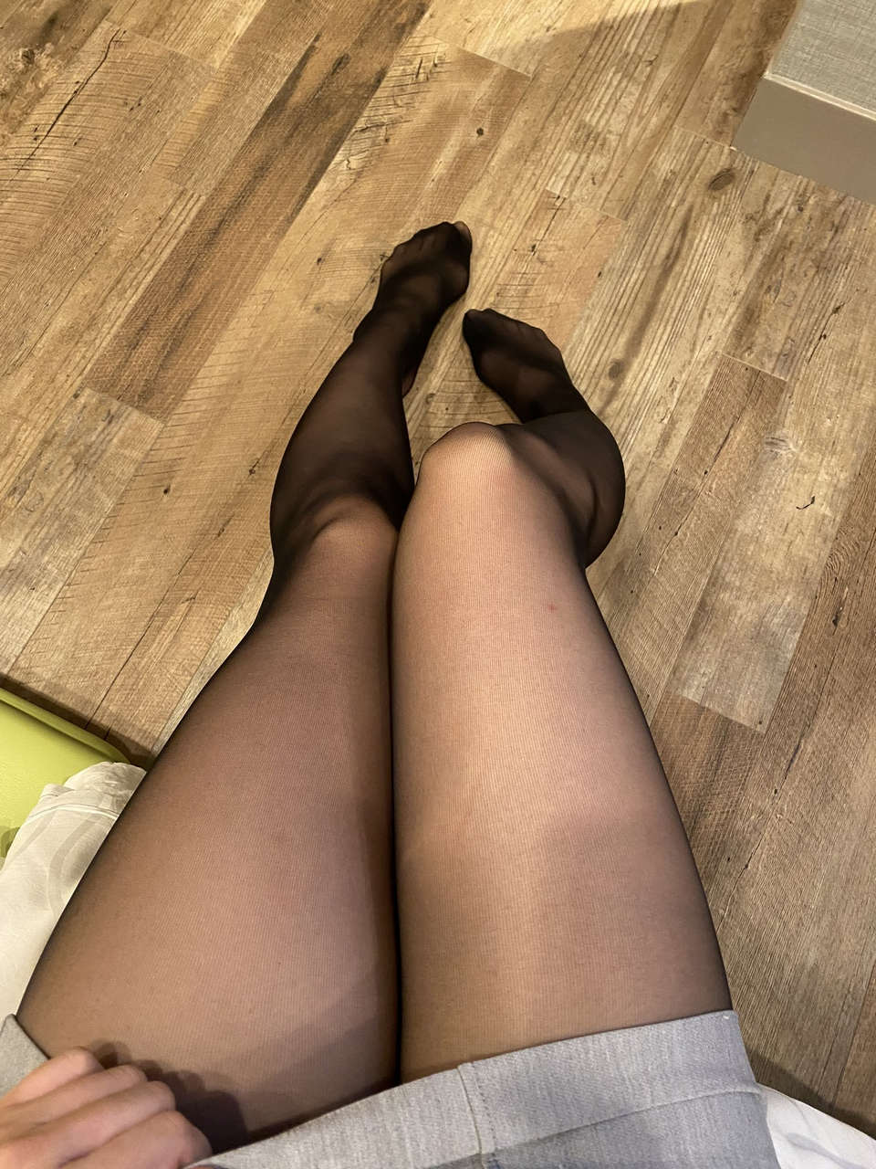 Wakana Shiroyama Feet