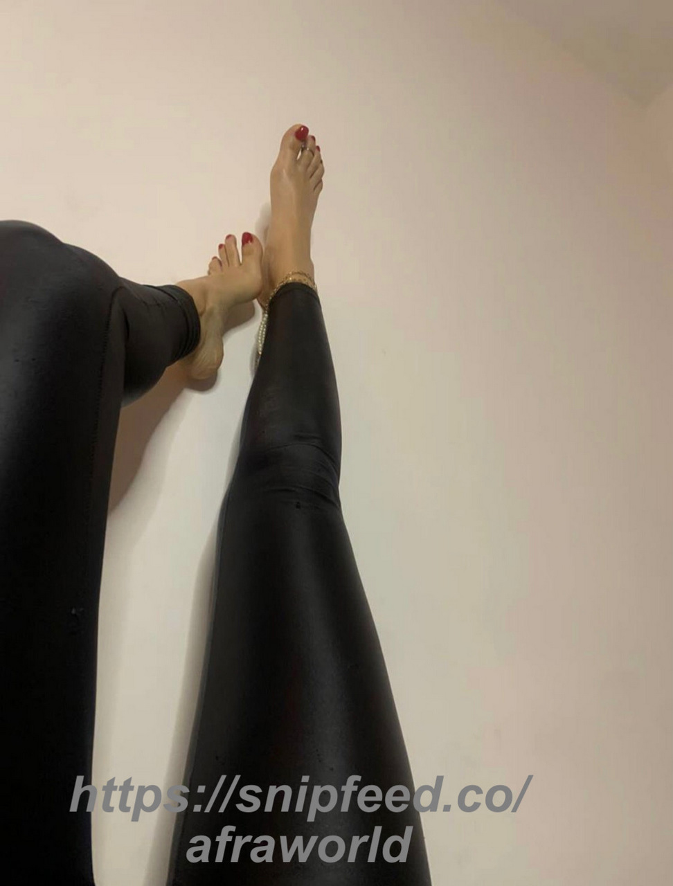 Yuliana Grasman Feet