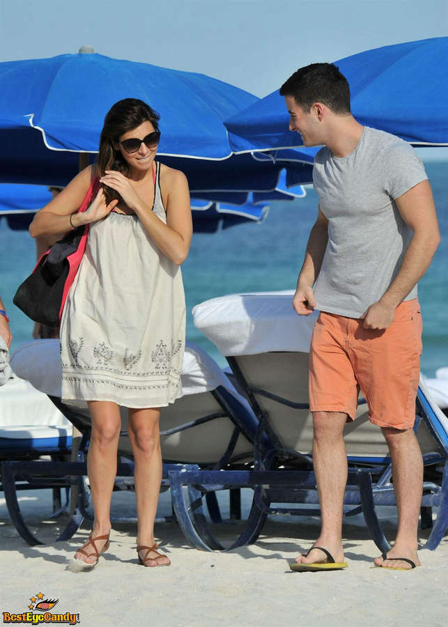 Jamie Lynn Sigler Feet