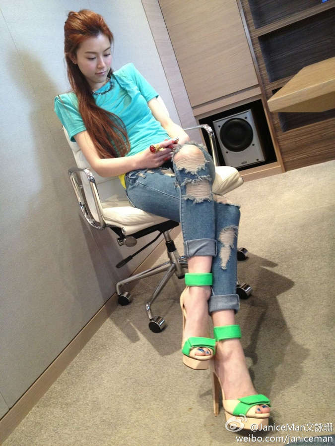 Janice Man Feet