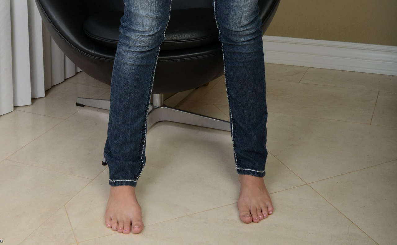 Alexis Blaze Feet